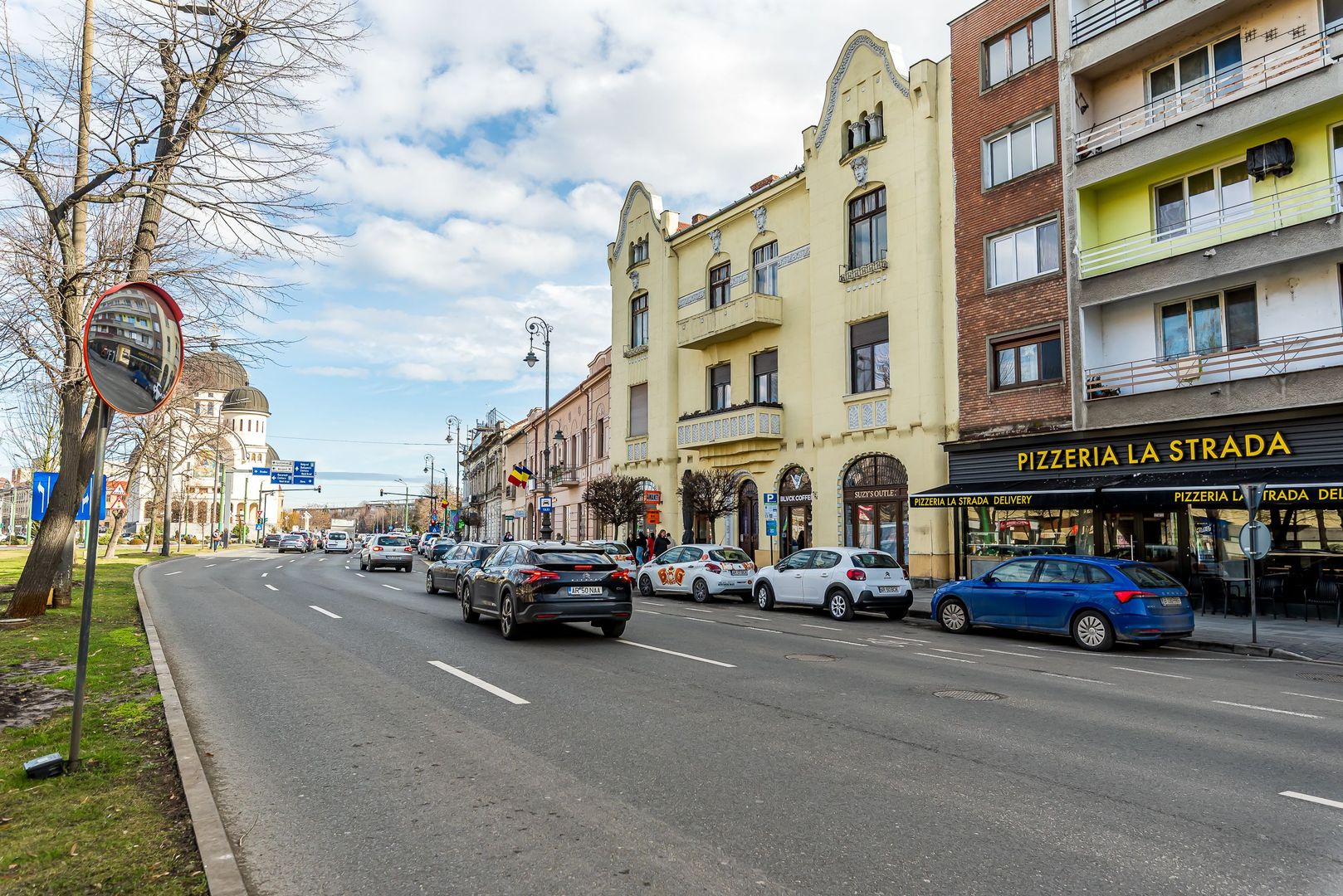 2 apartamente unificate, B-dul Revoluției, Arad. Etajul 1 - Poză 1