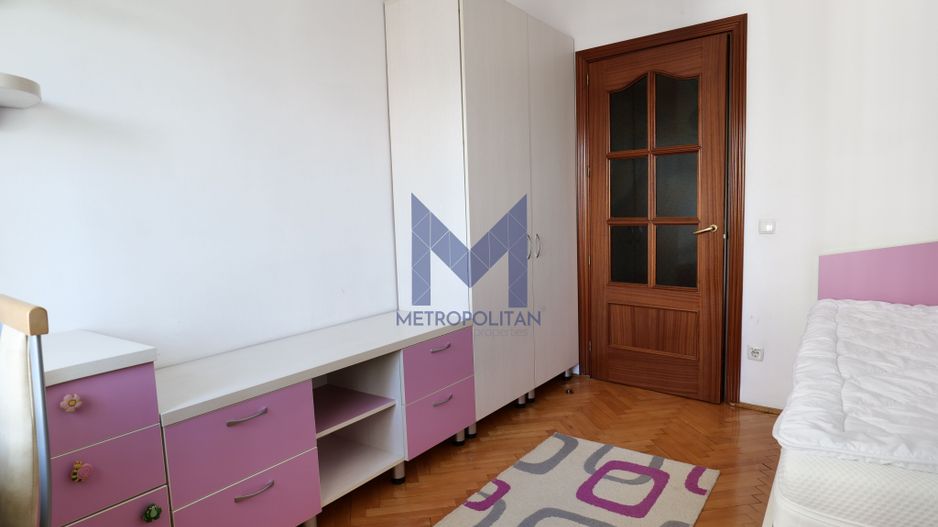 De închiriat 4 camere, N.Titulescu- 2 parcări-merită văzut LIVE! - Poză 6