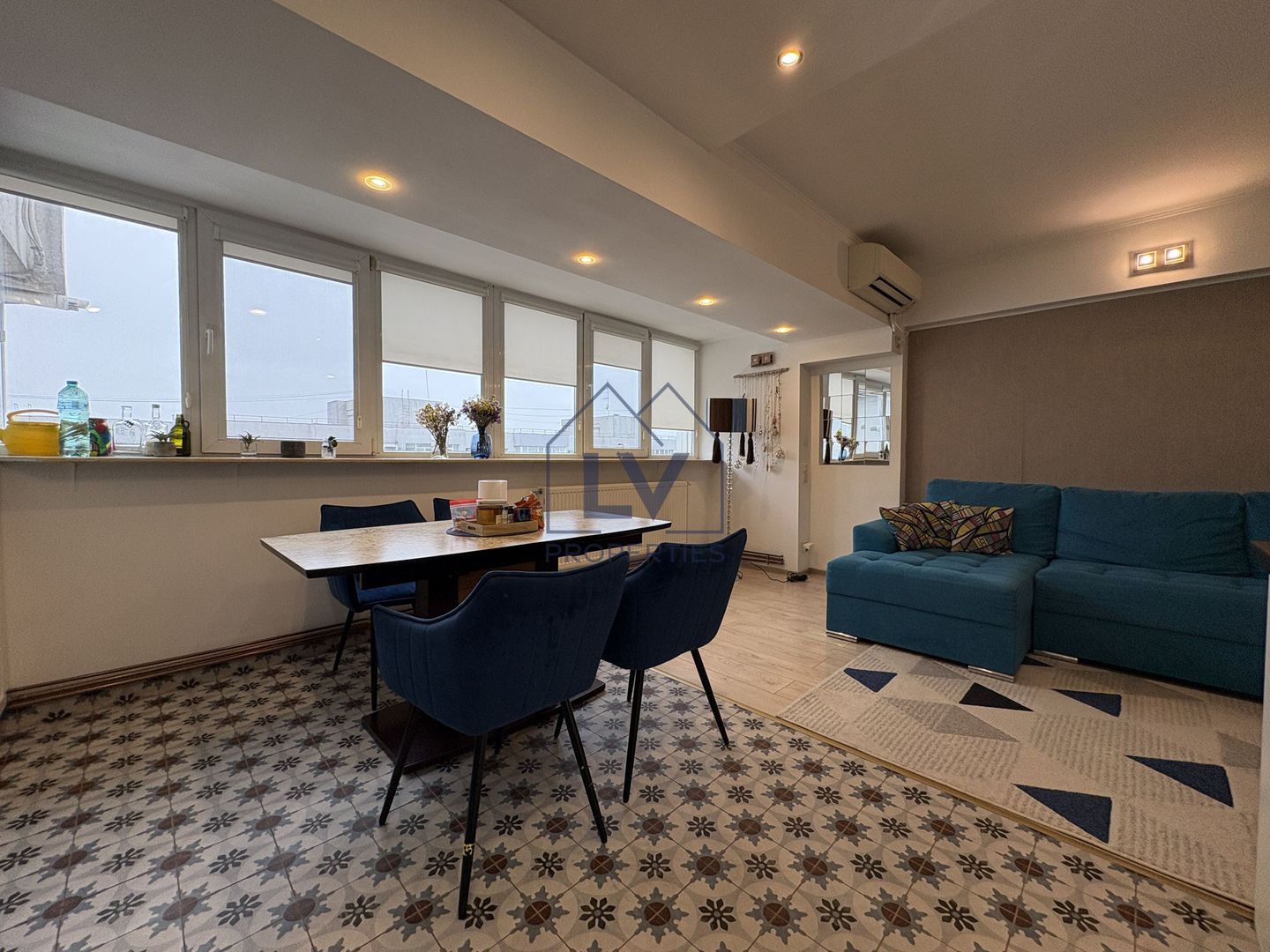 VANZARE 3 CAMERE | ZONA PIATA VICTORIE | BLV. N. TITULESCU - Poză 2