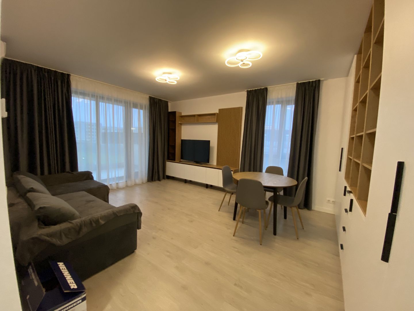 Apartament 2 camere NOU, prima închiriere, Băneasa, parcare - Poză 2