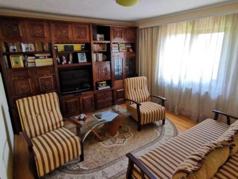Casa / Vila cu 9 camere Breaza - Poză 11