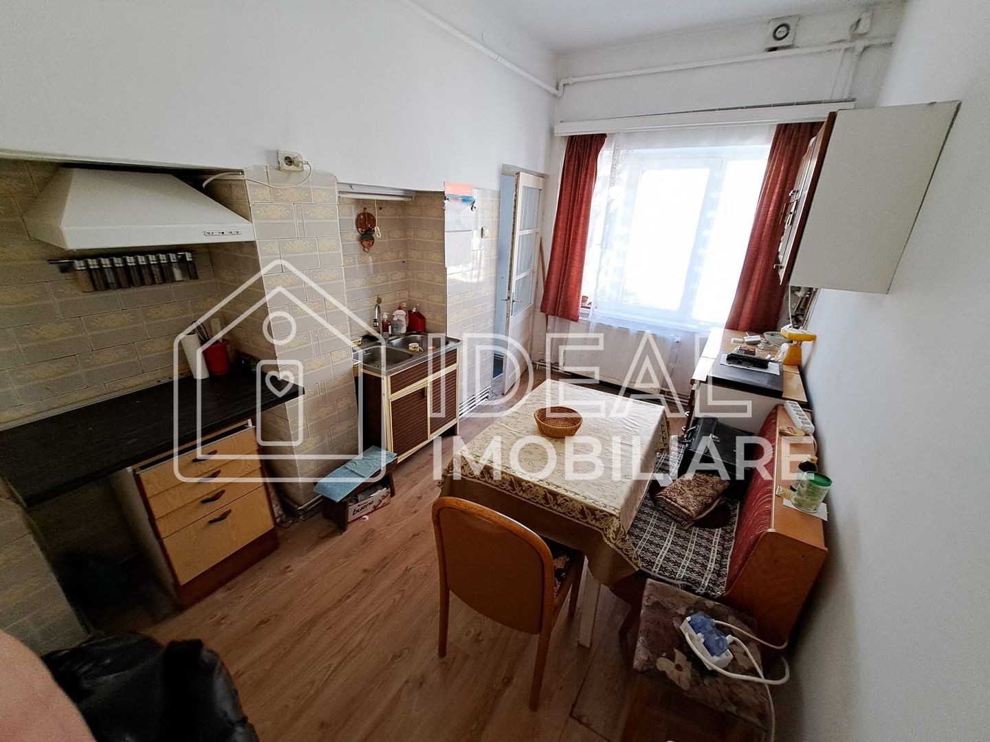 Apartament cu 2 camere si pivnita, zona Ultracentrala - Poză 5