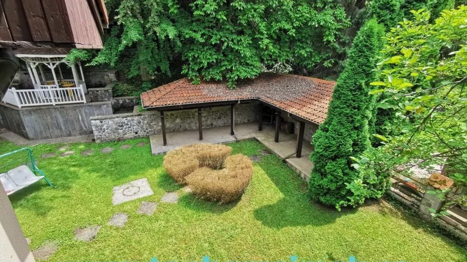 Vila deosebita Sinaia- Cumpatul - Poză 4