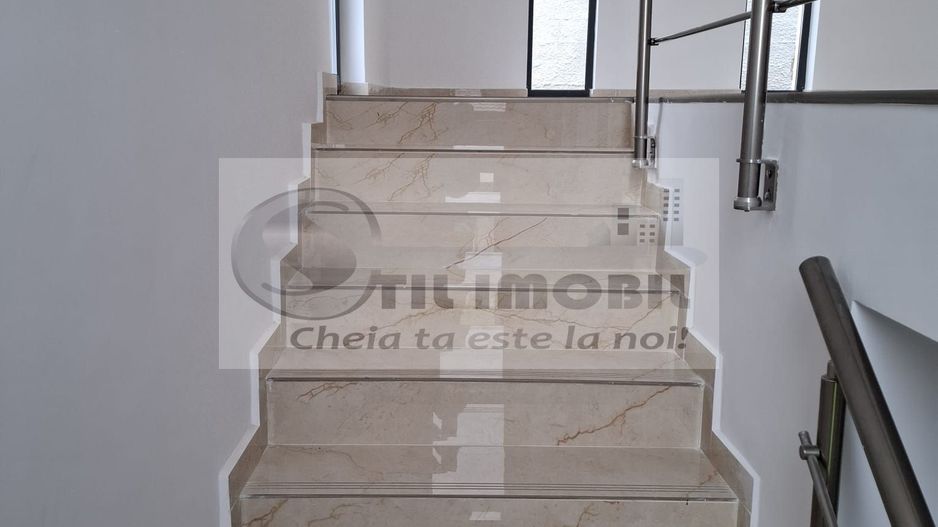 Casa tip Duplex in Valea Adanca 150 000 euro - Poză 8