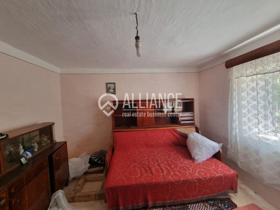 Loc Corbu (COD 02) - casa 4 camere teren 1384 mp - Poză 8