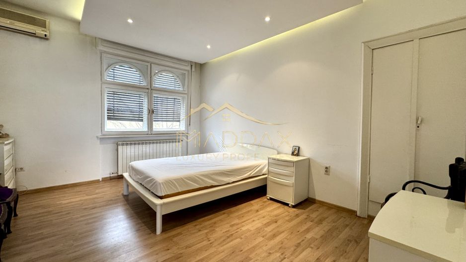 Vila Impresionanta *503mp* TEREN *577mp* // Zona Casin - Poză 34