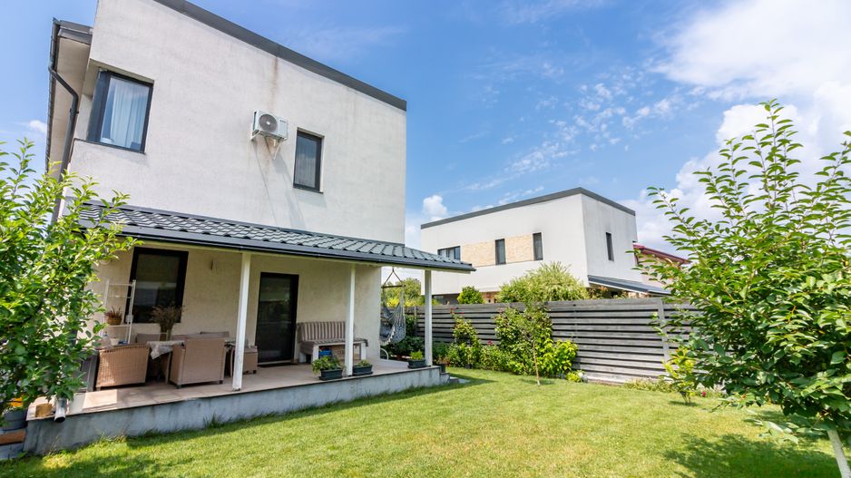 Casă / Vilă cu 4 camere de vânzare Tunari - Poză 26
