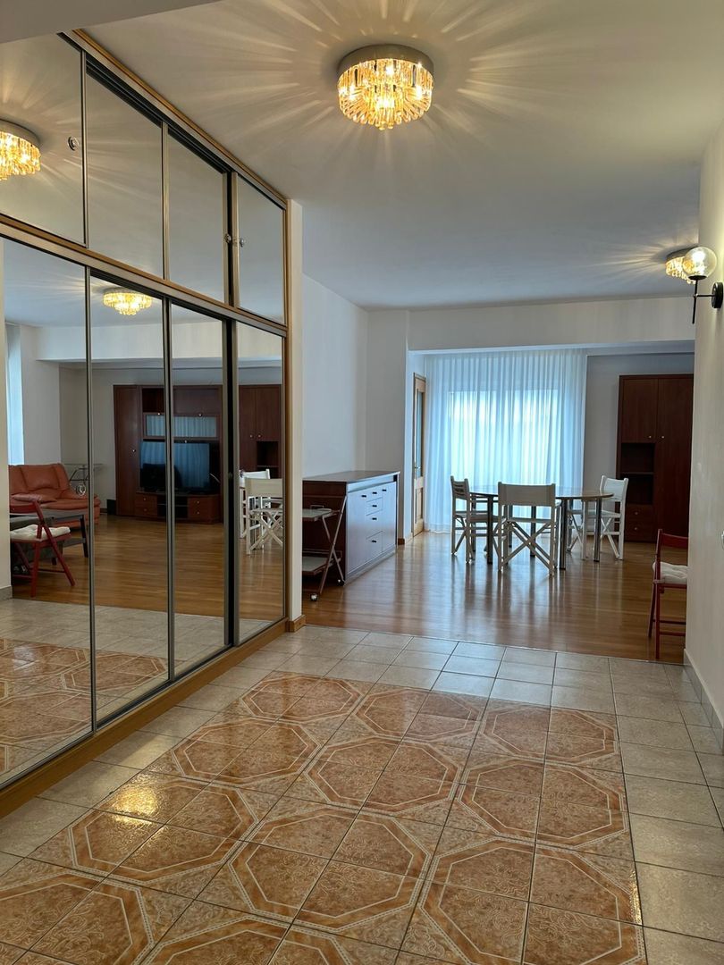 Inchiriere 2 camere, zona exclusivista Herastrau/Arcul de Triumf - Poză 7