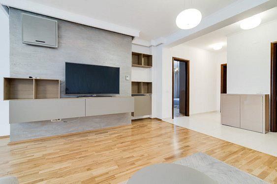 Închiriere apartament 4 camere 146mp | Parcare subterană | Boxă - Poză 2