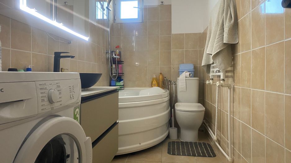 Pret accesibil! Vanzare apartament cu 2 camere in Doicesti - Poză 15