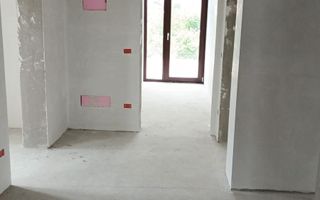 Casă/Vilă Dumbrăveni/Suceava - Poză 6