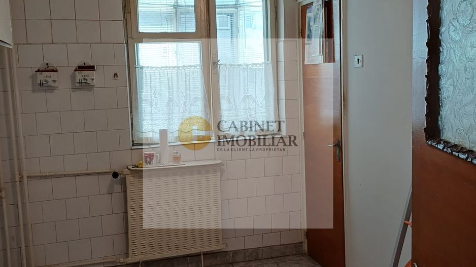 2 Camere - 50MP | Decomandat | 1983 | 5/8 | M Crangasi la 10 minute - Poză 3