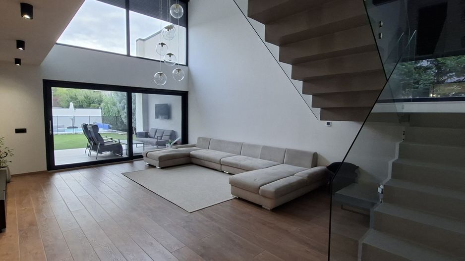 Locuinta individuala exclusivista cu piscina - Dumbravita - Poză 3