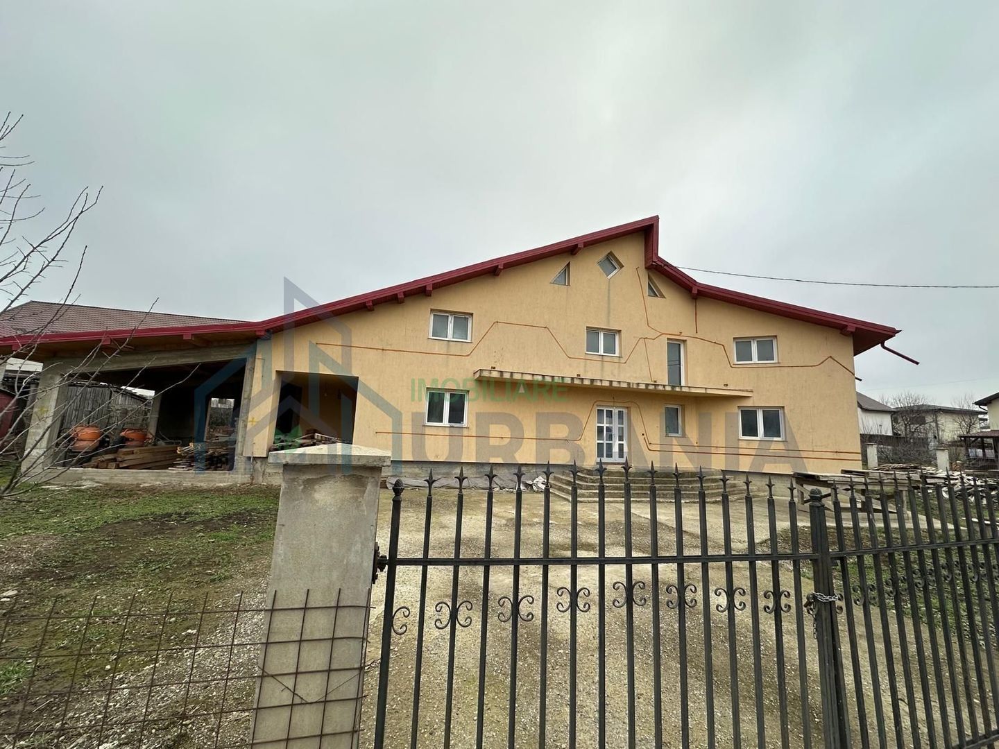 Casă în stadiu gri, Miroslava – 280 mp, teren 1000 mp - Poză 3