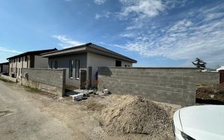 Casă individuală | Parter | Toate utilitatile | Finisaje premium | Curte | Pod - Poză 1