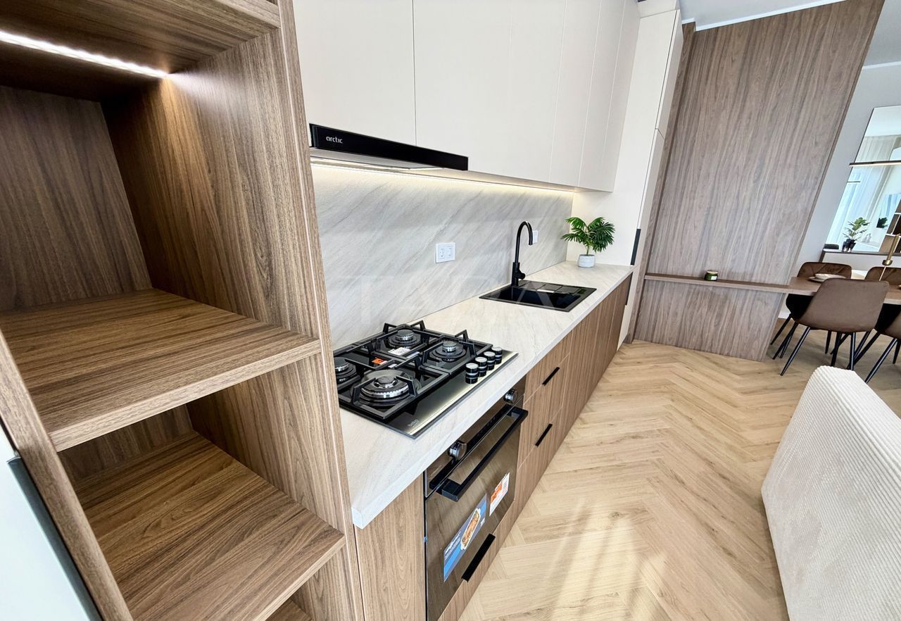 Apartament premium 2 camere, dressing, balcon, parcare subterana. - Poză 6