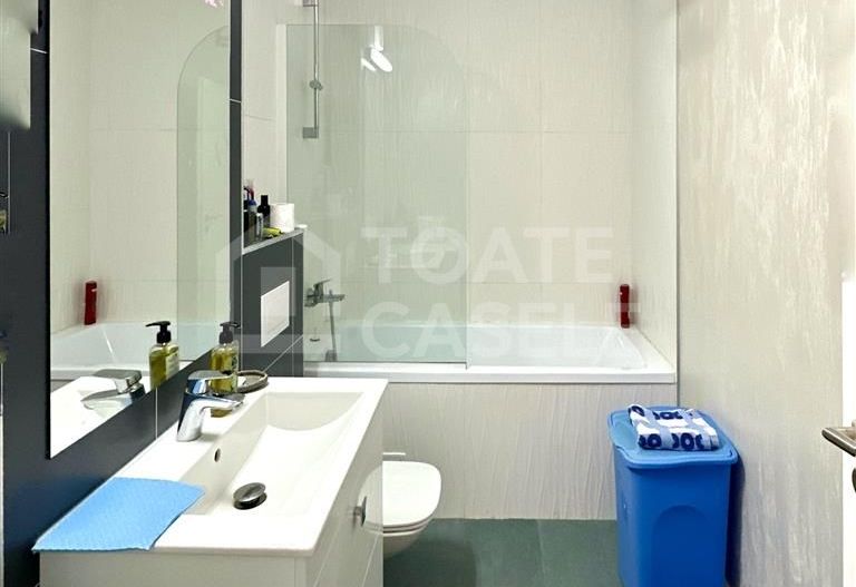 Apartament cu 2 camere, mobilat, utilat, garaj, zona Beta Residence - Poză 4