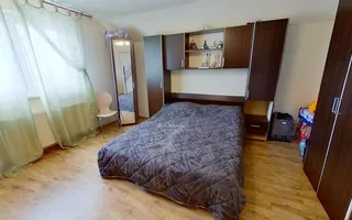 Proprietate pe 2 niveluri, curte individuala si garaj, cartier linistit, Rasnov. - Poză 31