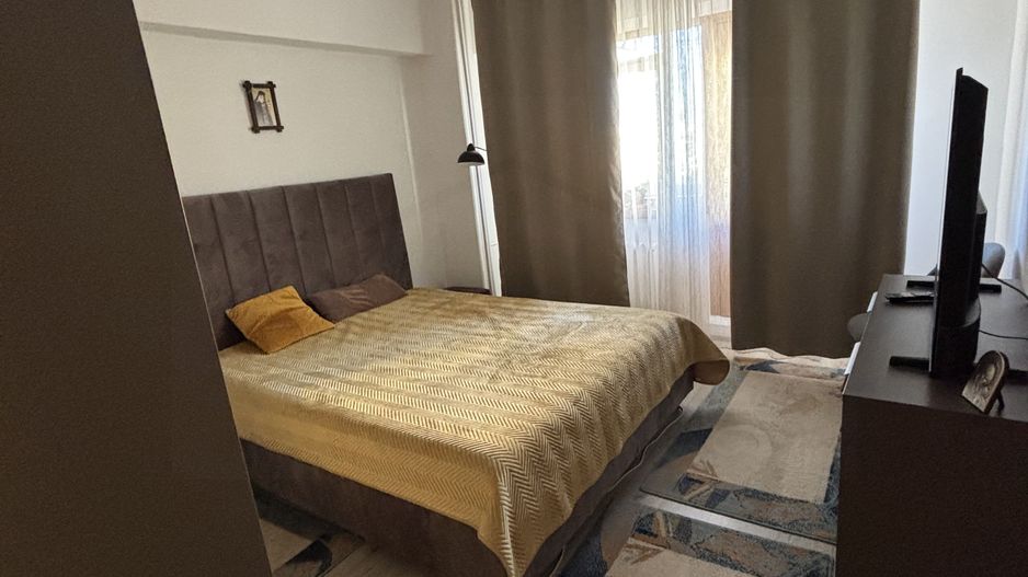 Apartament cu 4 camere decomandate, 92 mp utili – Piața Centrală, Craiova - Poză 2