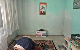 Vand apartament 2 camere zona Trandafiru - Poză 6