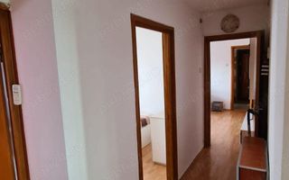 De vânzare Apartament 4 camere - Poză 3