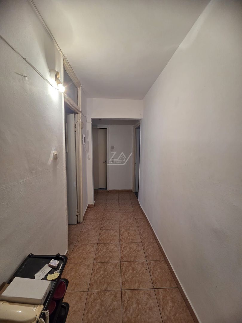 Direct proprietar. Etaj 1. Decomandat. - Poză 11