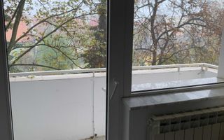 Apartament 3 camere decomandate, 76mp, etaj intermediar, zona Titulesc - Poză 8