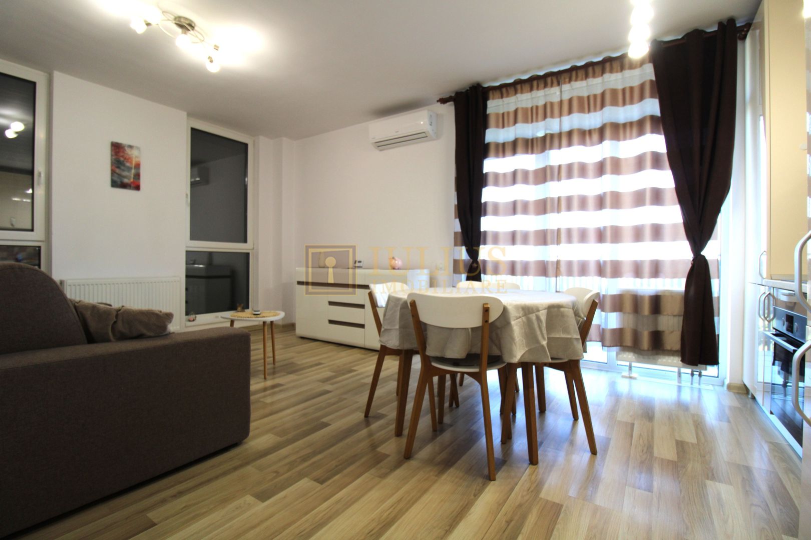 Bloc nou;  Vivalia, Complexul Studentesc, 3 camere/2dormitoare/2bai - Poză 9