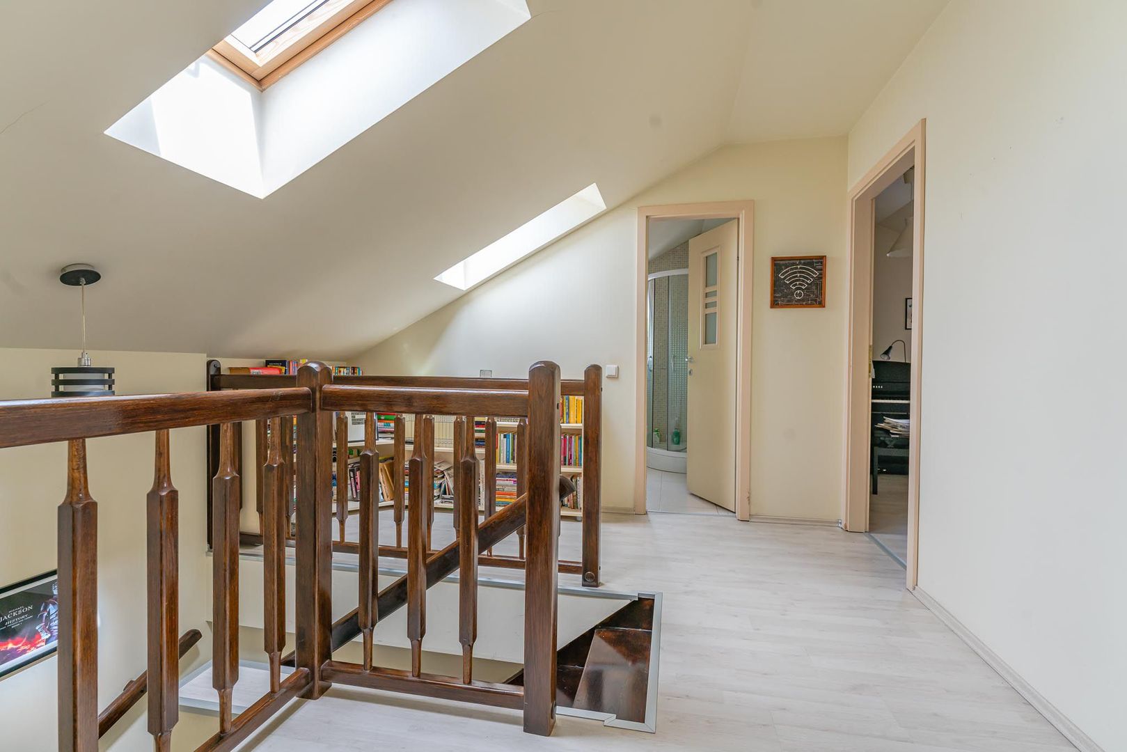 Apartament 5 camere dispus pe doua nivele in zona Brasovul Vechi - Poză 14