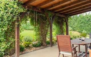 Proprietate spectaculoasă în Câmpenești de vanzare - Poză 15