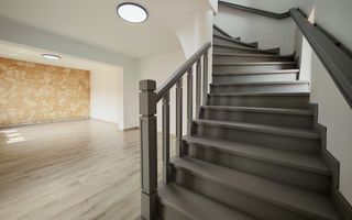 Vilă Individuală cu o curte generoasa zona Aparatorii Patriei - Poză 10