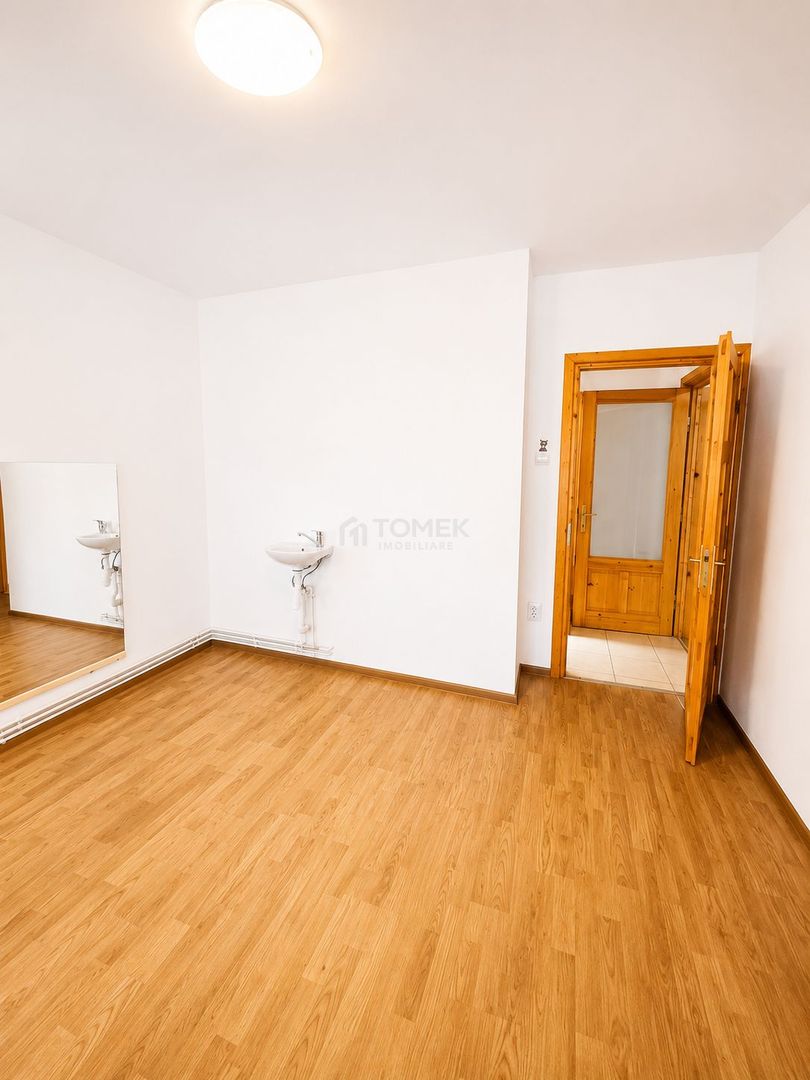 Spatiu comercial/birouri Calea Bucuresti7 zona Judetean - Poză 8