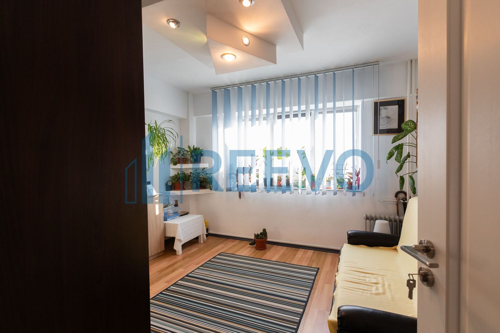 Apartament de vânzare cu 3 camere,  str. Letea, Bacău - Poză 13