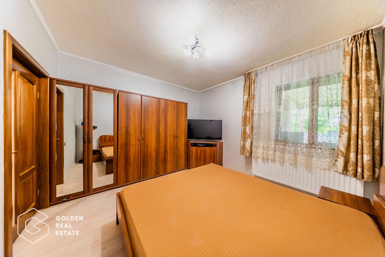 Casa la cheie, eficienta energetic, 4 dormitoare, Sagu - Poză 7