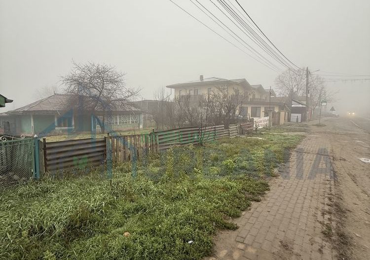 Popricani la strada 2200 mp de vanzare/ închiriat - Poză 3