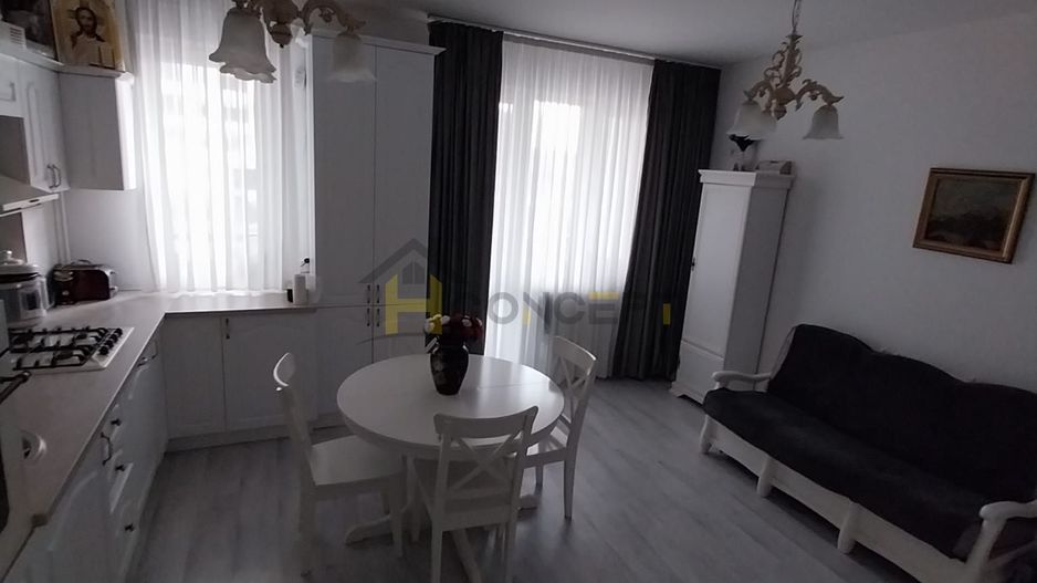 Inchiriere 3 camere mobilat utilat loc parcare - Poză 2