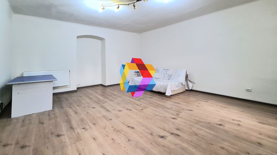 Spatiu birouri de vânzare Brasov - 55 mp  # Plus - Imo. ro - Poză 4