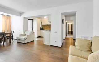 Apartament 3 camere Pitești, zonă Ultracentrala- etaj intermediar - Poză 4