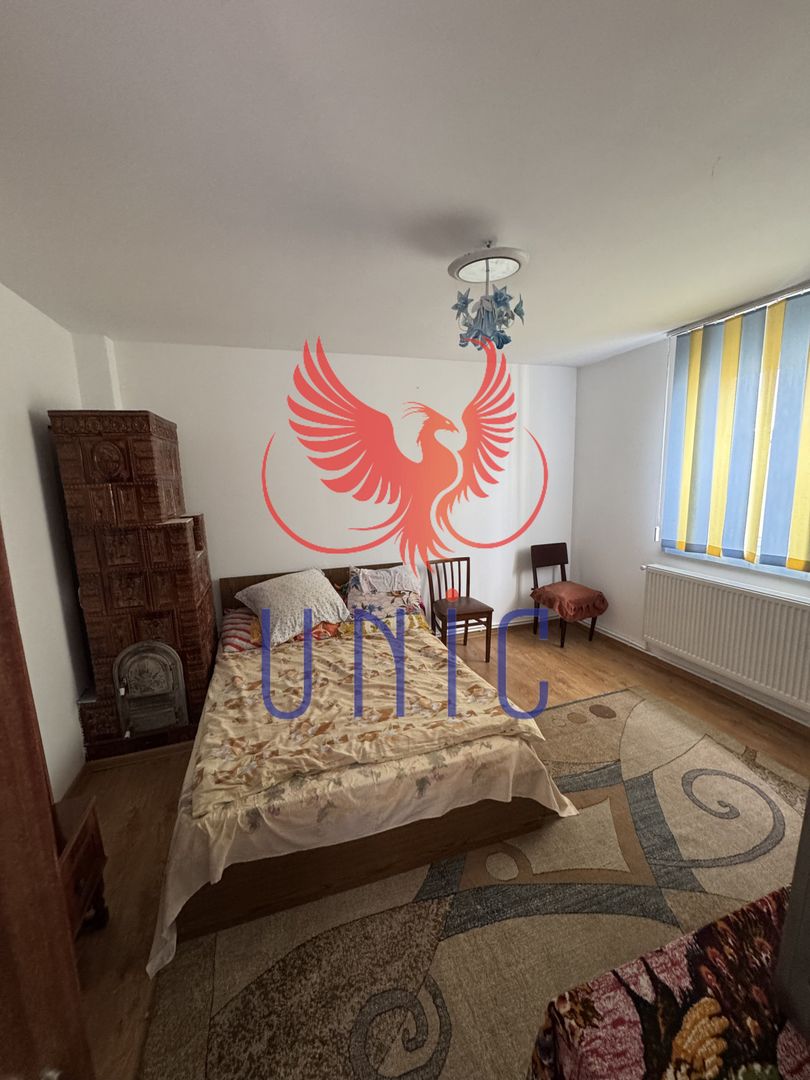 Casa situata in orasul Bals! - Poză 1