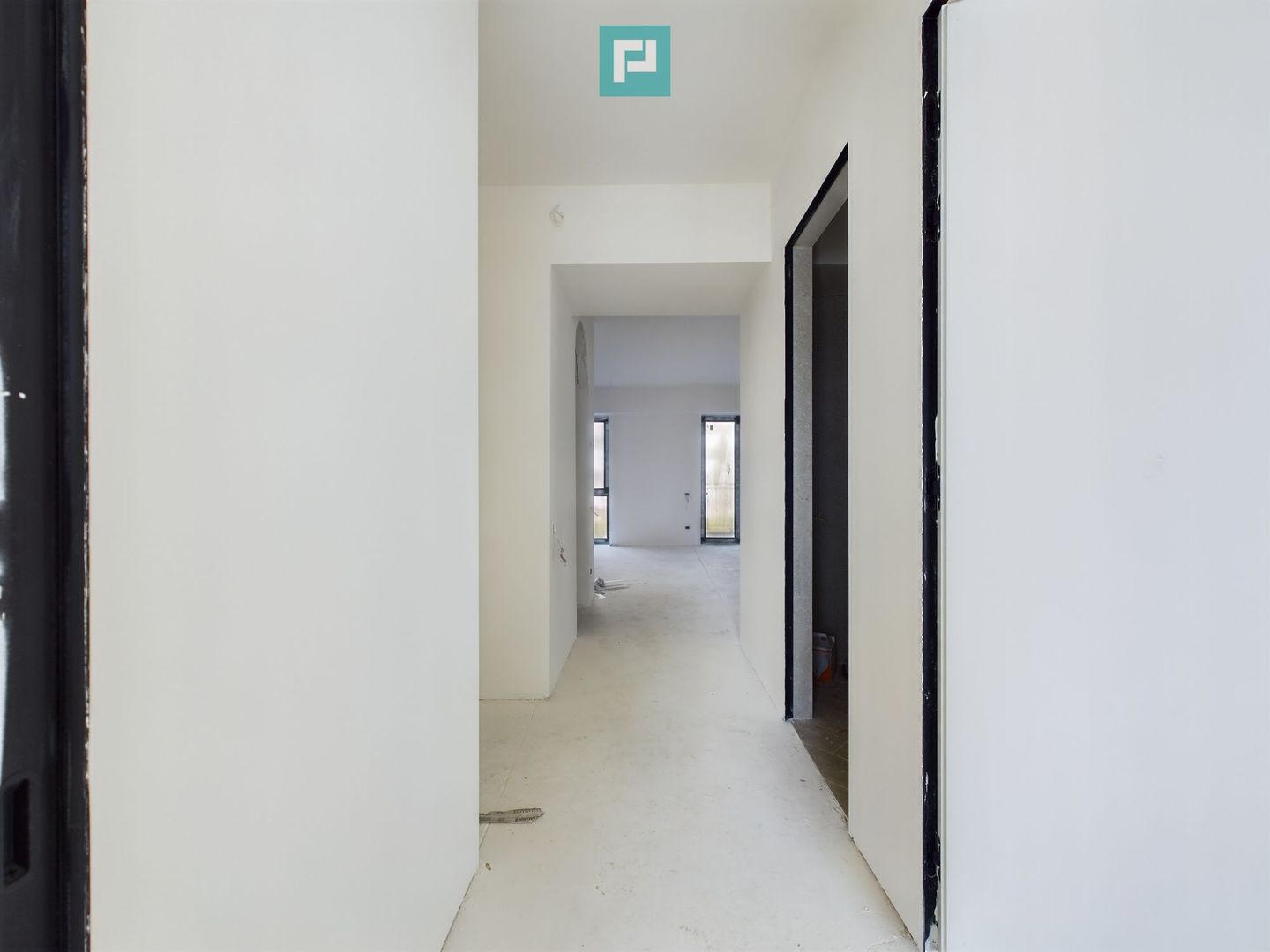 Apartament cu 4 camere de vânzare în Pipera, Bucuresti - Poză 9