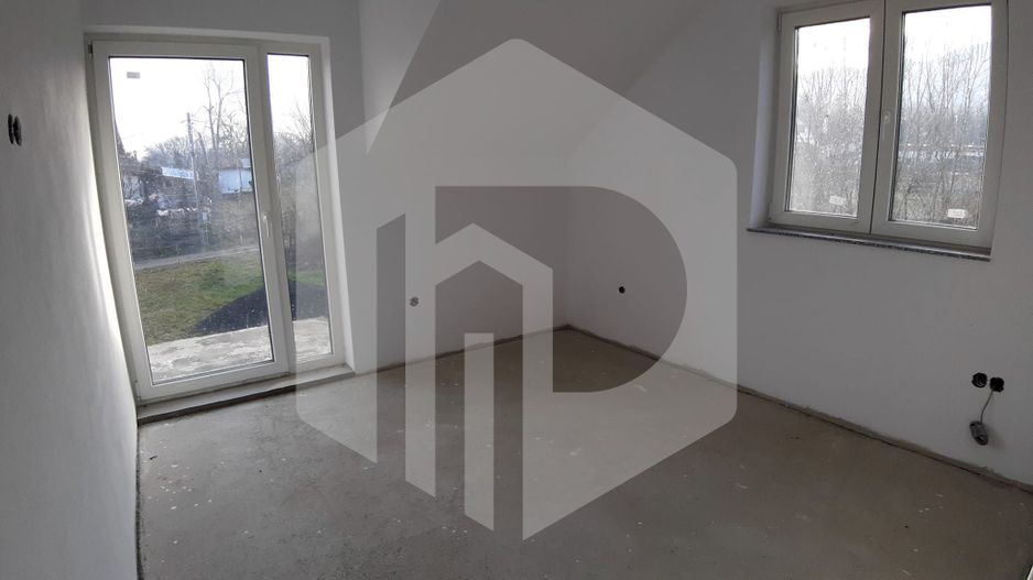 Casa individuala in Tocile-Sadu / 1400 mp teren. 4 dormitoare - Poză 10