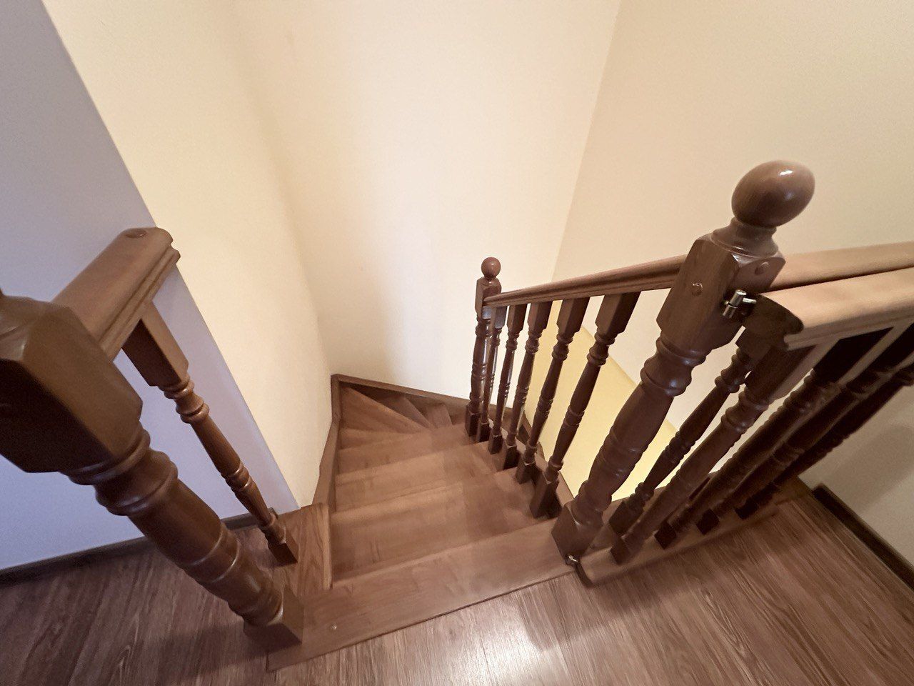 Vând Apartament cu 4 camere100 м². Poșta Veche. - Poză 13