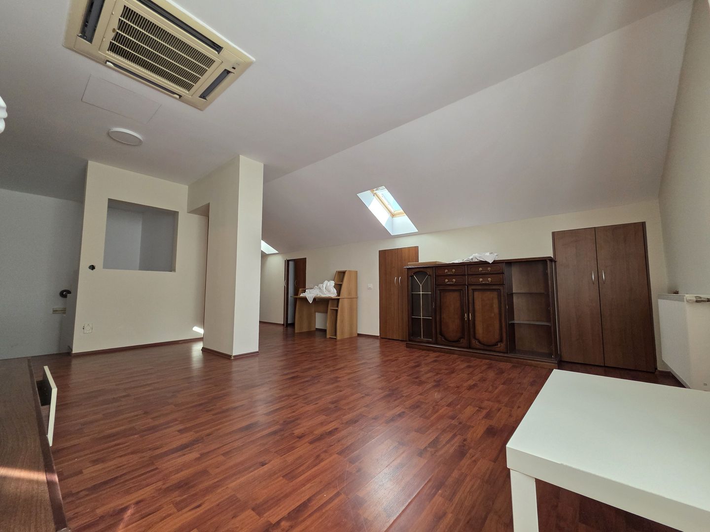 Vilă 5 camere de închiriat | American Village – Pipera - Poză 19