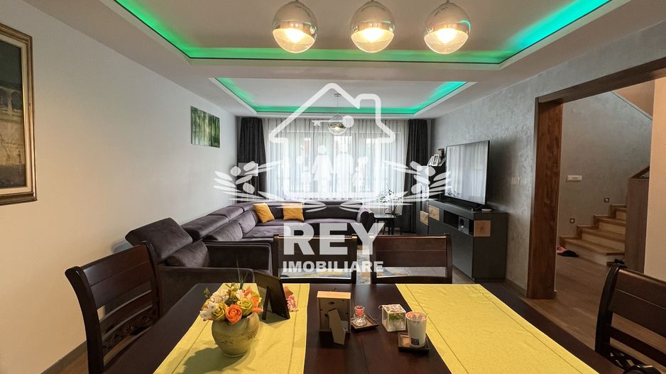 Casă de tip triplex la vânzare 6 camere /Șelimbăr /Secția 1 de Poliție - Poză 19