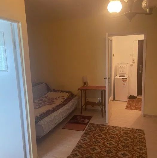 Apartament o camera, Port - Poză 4