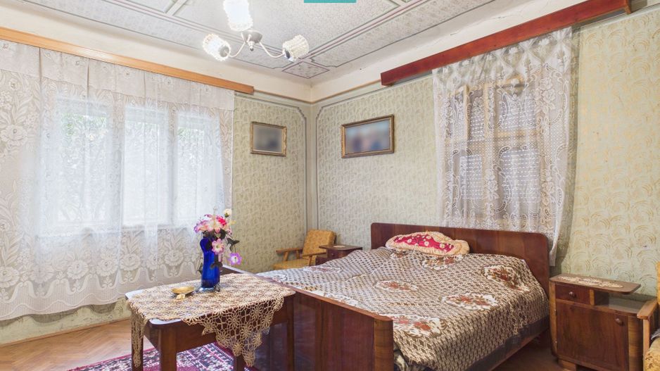 Casă din cărămidă 6 camere – Ineu - Poză 7