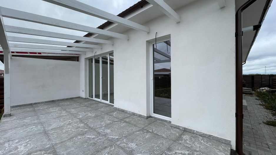 Duplex cu 4 camere ST 365MP -158.800€ în Moșnița Nouă - Poză 12