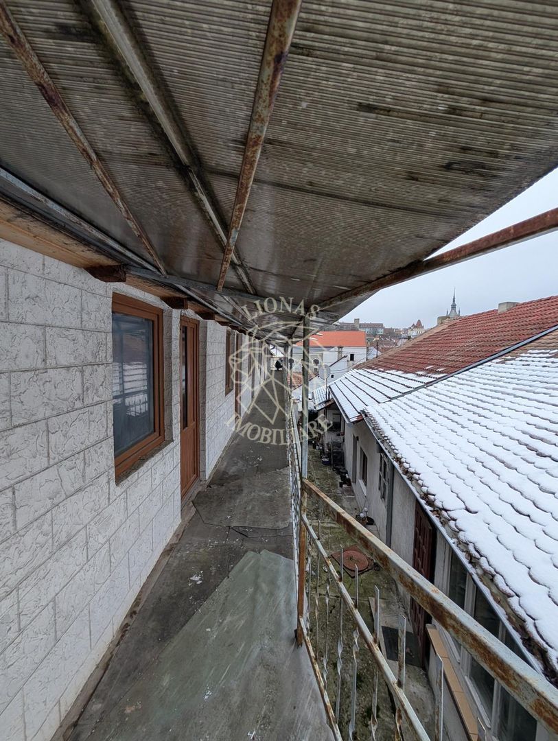 Oportunitate Pensiune+3 Apartamente 400 mp-Sighisoara Central - Poză 9