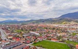 Hala industriala Codlea ,se poate impartii in doua - Poză 31