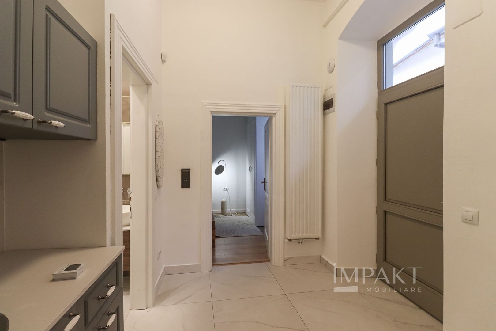 Apartament deosebit cu 4 camere in centrul orasului Cluj Napoca - Poză 14